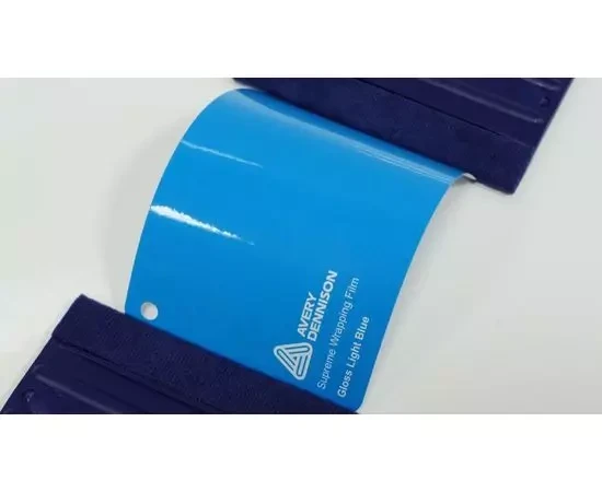 Глянцевая виниловая пленка AVERY SUPREME GLOSS LIGHT BLUE